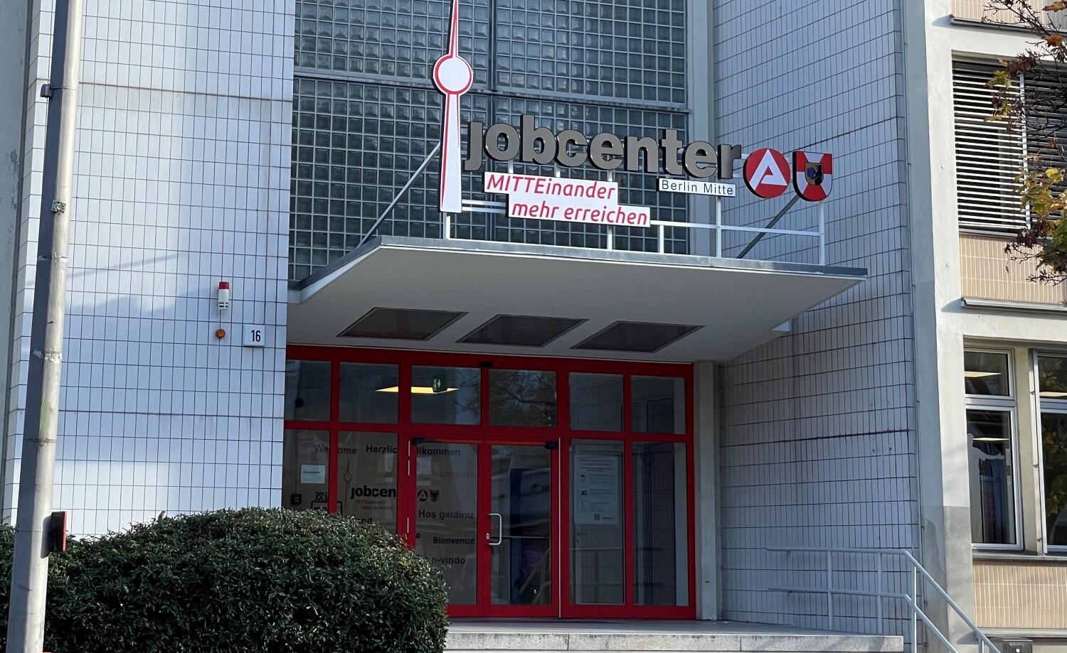einstellung_kuendigung arbeitslosigkeit jobcenter berlin wedding quer
